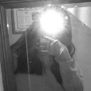 Meet your Posher, Adriana